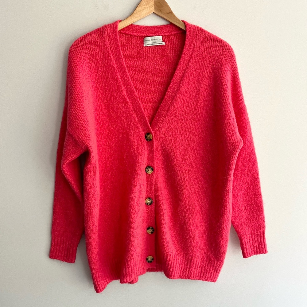 Urban Outfitters Oversized Women's Pink V-neck Button-Up Sweater size XS